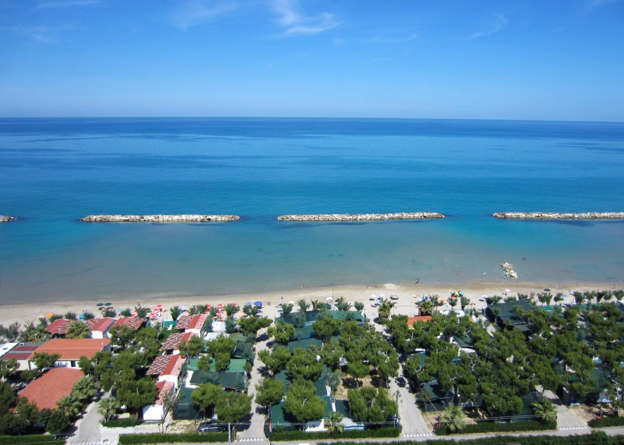 Camping Villaggio Calypso Купра-Мариттіма Екстер'єр фото